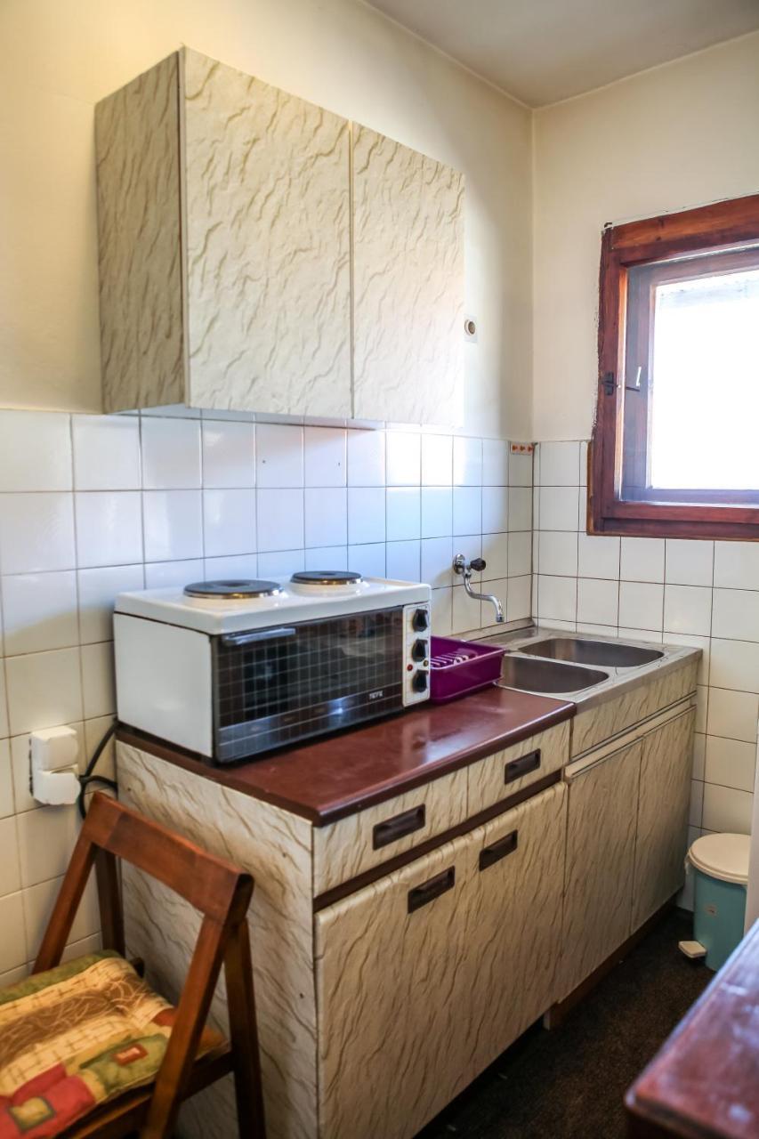 Apartment Dejan Цетинє Екстер'єр фото